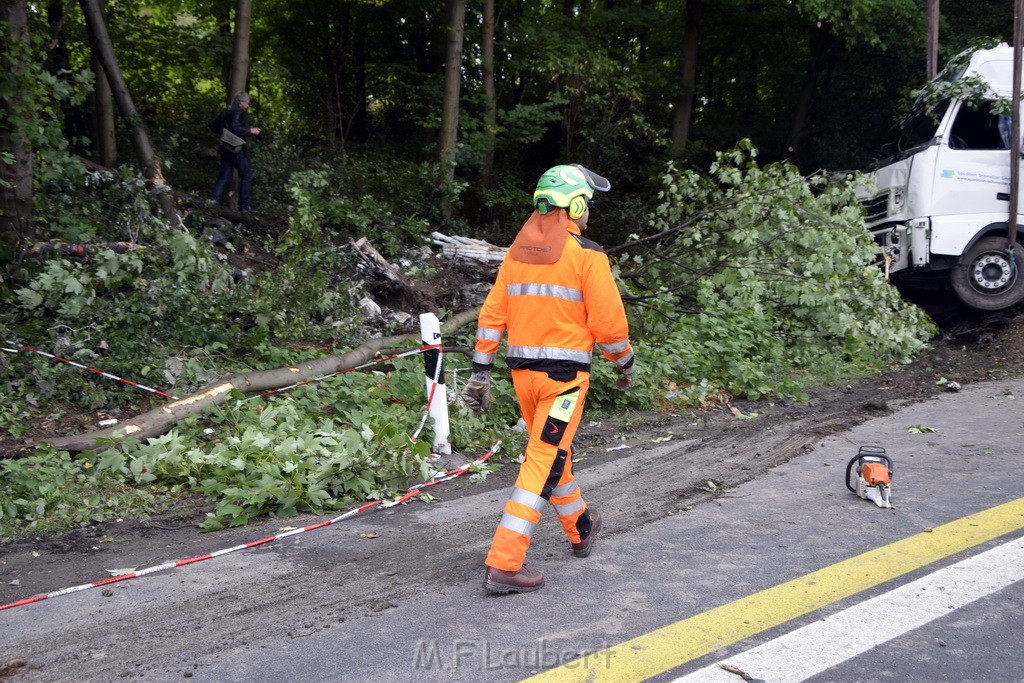 Schwerer VU A 3 Rich Oberhausen Hoehe AK Leverkusen P522.JPG - Miklos Laubert